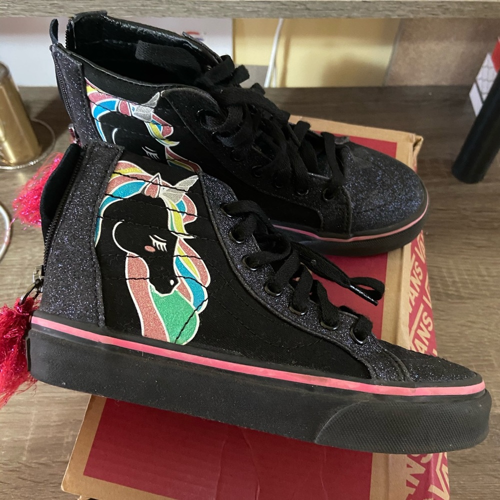 Girls vans